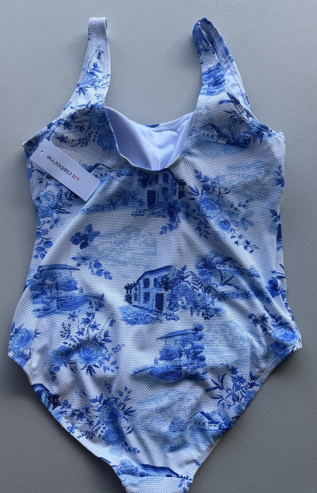 Product thumbnail 6