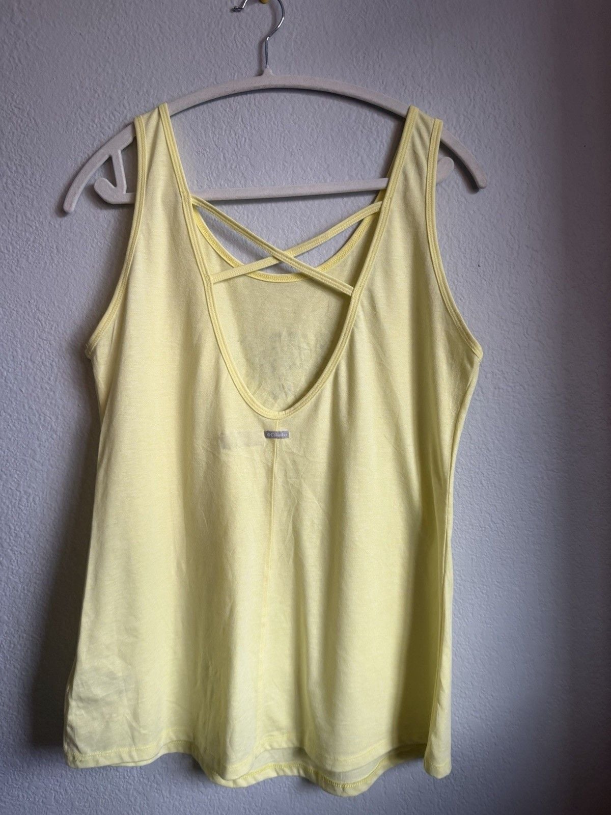 Columbia Women’s Strappy Back Scoop Neck Graphic Tank Top Yellow Size L 4