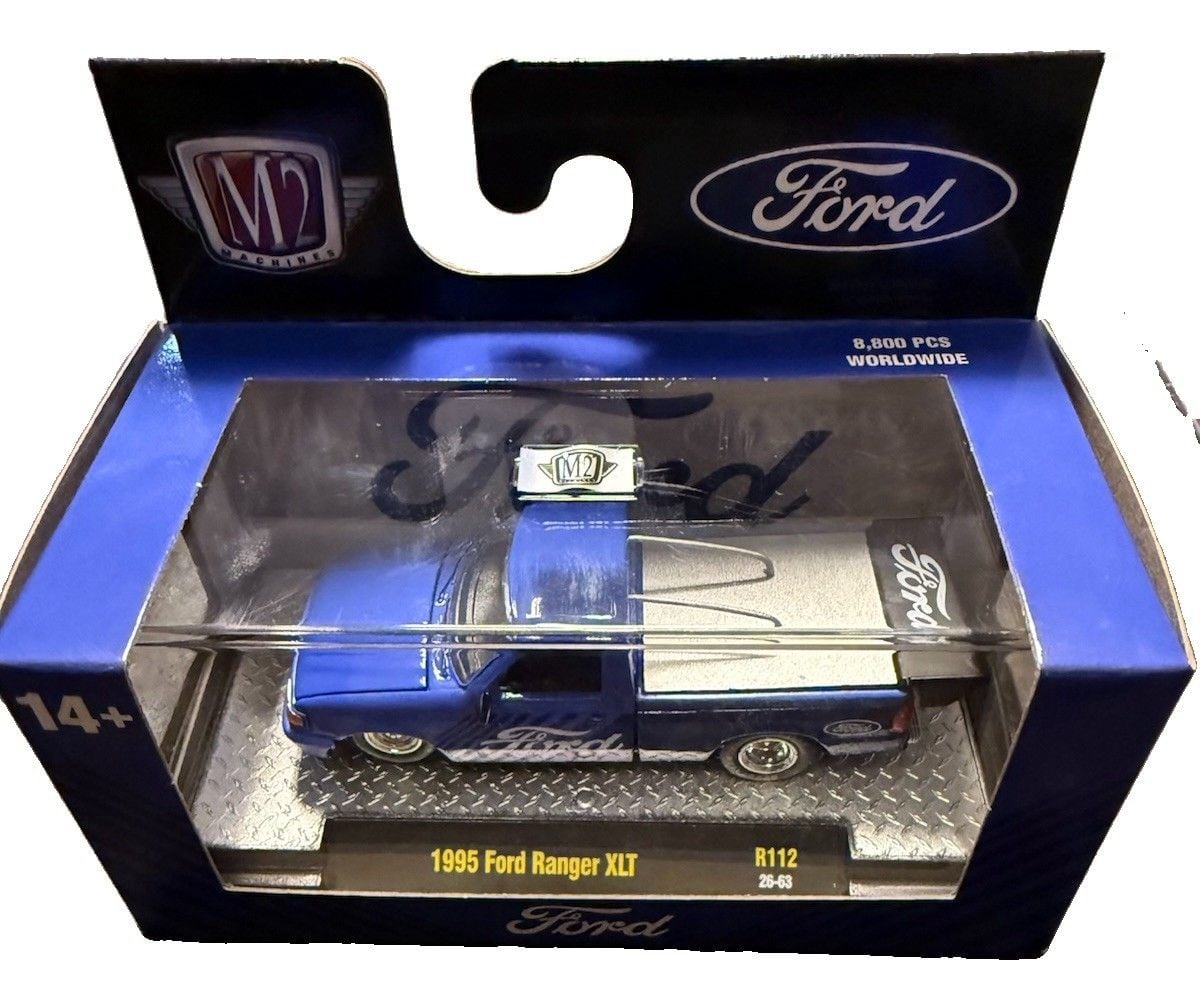 M2 Machines Auto-Trucks 1995 Ford Ranger XLT 1/64 Blue Diecast Drag Truck R112 2