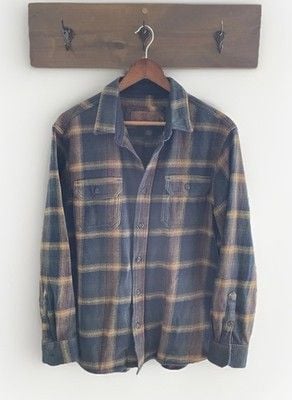 Orvis Men’s Medium 100% Cotton Flannel Blue Brown Plaid Button Up 3