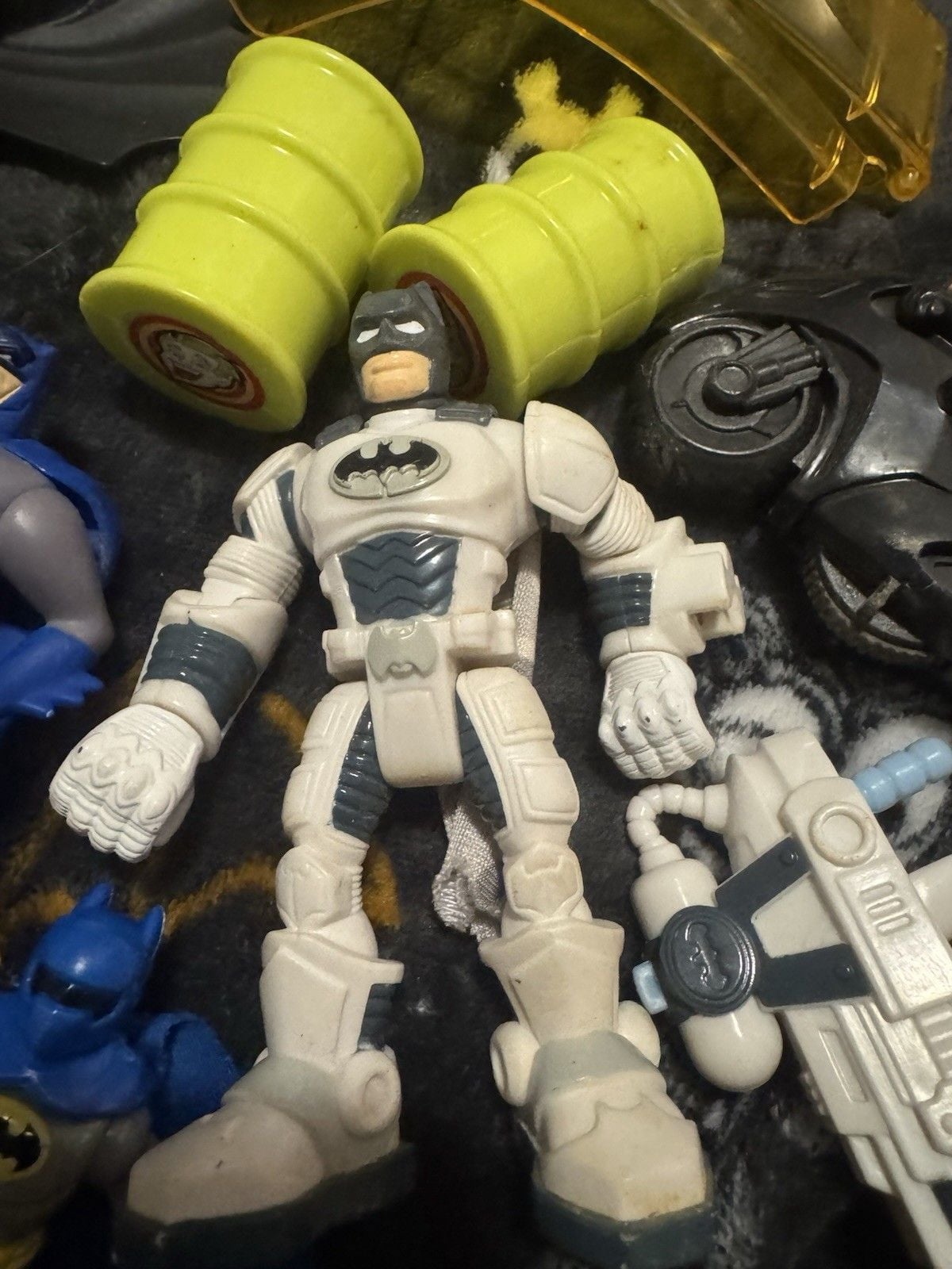 Batman Mixed Lot 4 Pack Action Figures w/ Batcycle & Accessories Plastic 4