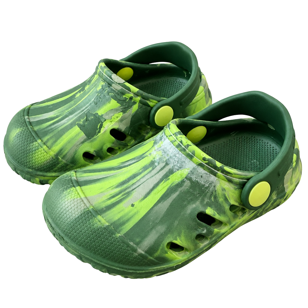 Green and Yellow Camo Pattern Kids Clogs Size 7 1