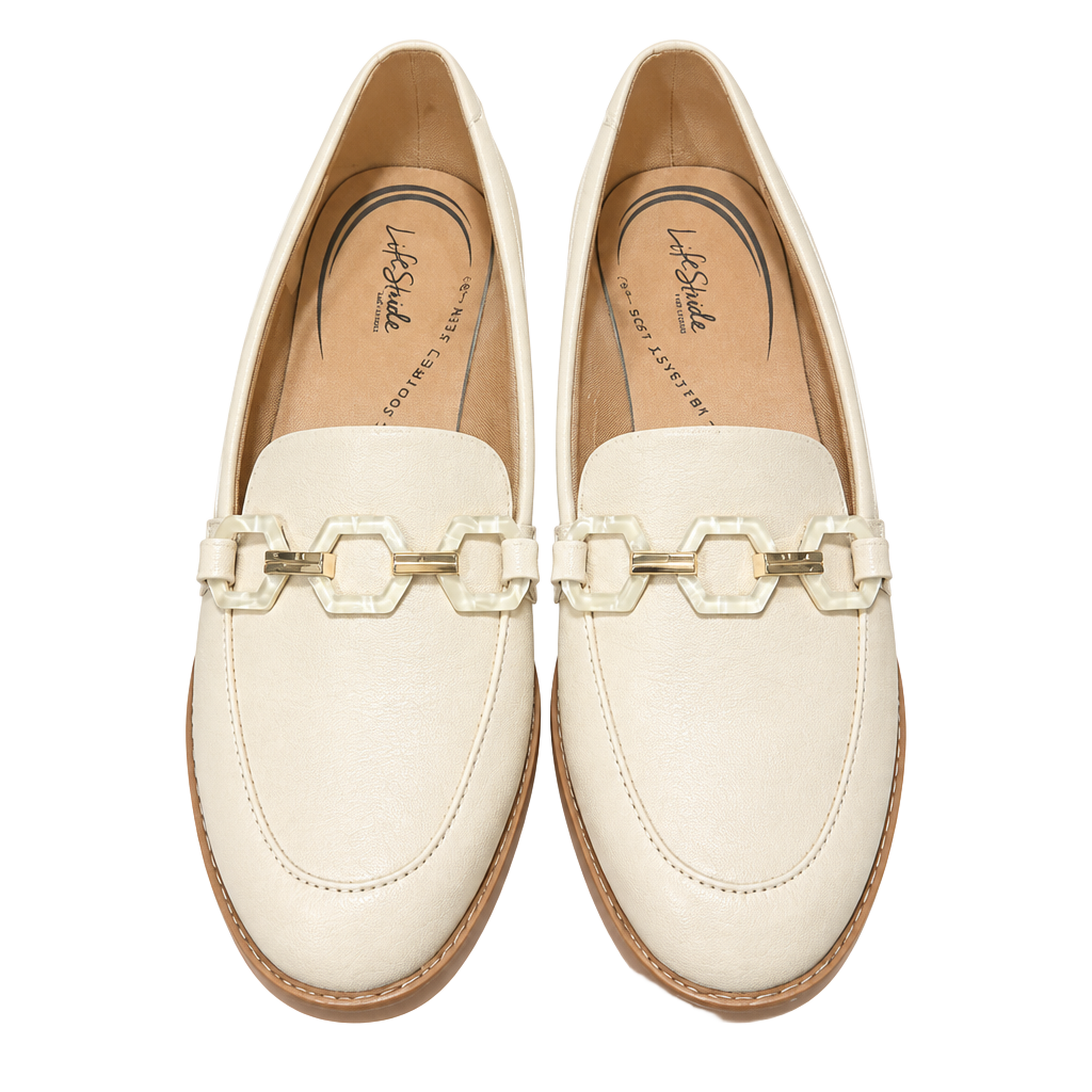 LifeStride Women's Optimist Loafers Size 7.5 Cream Patent Leather Chain Detail 1