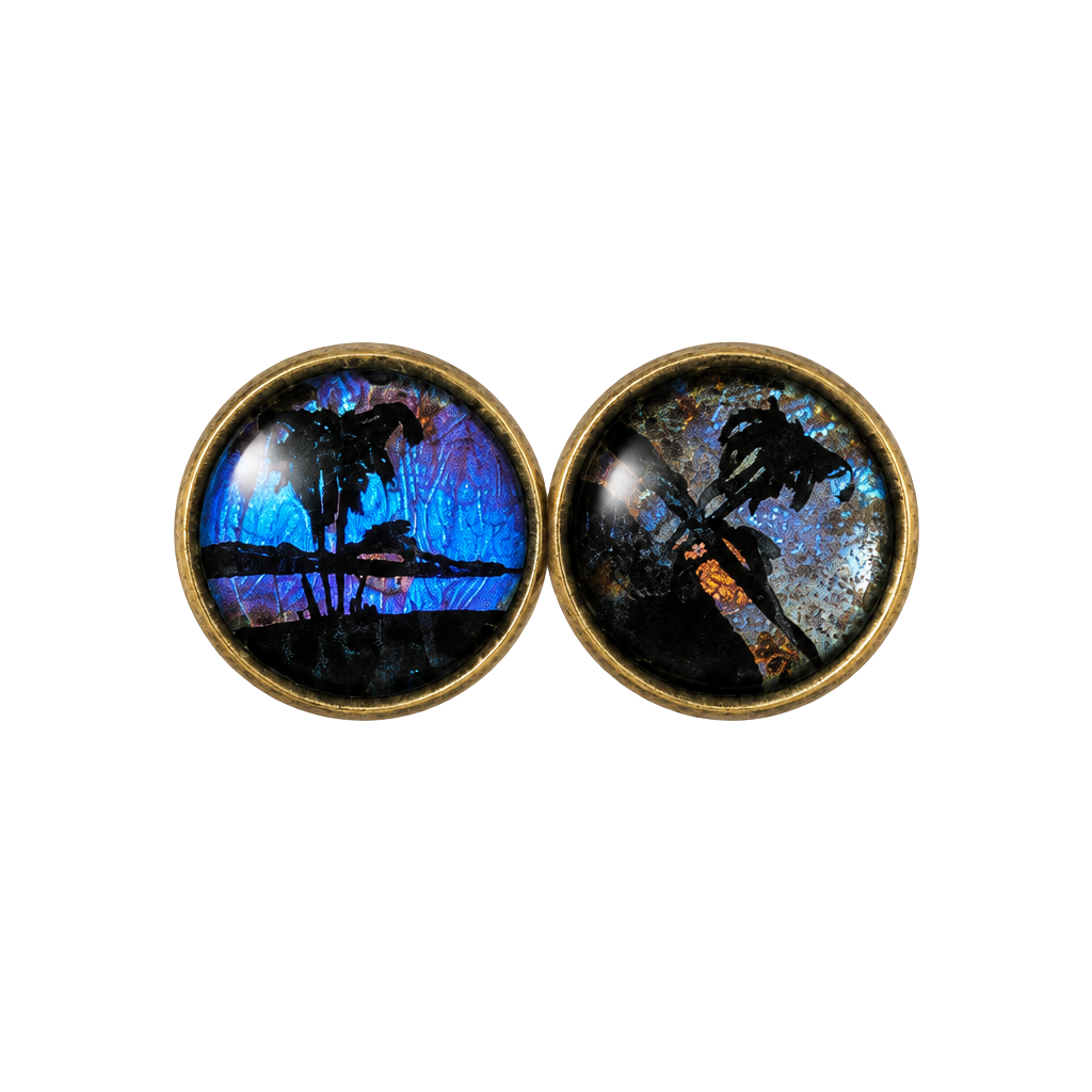 Vintage Reverse Painted Butterfly Wing Snall Dainty Blue Round Stud Earrings In excellent 1