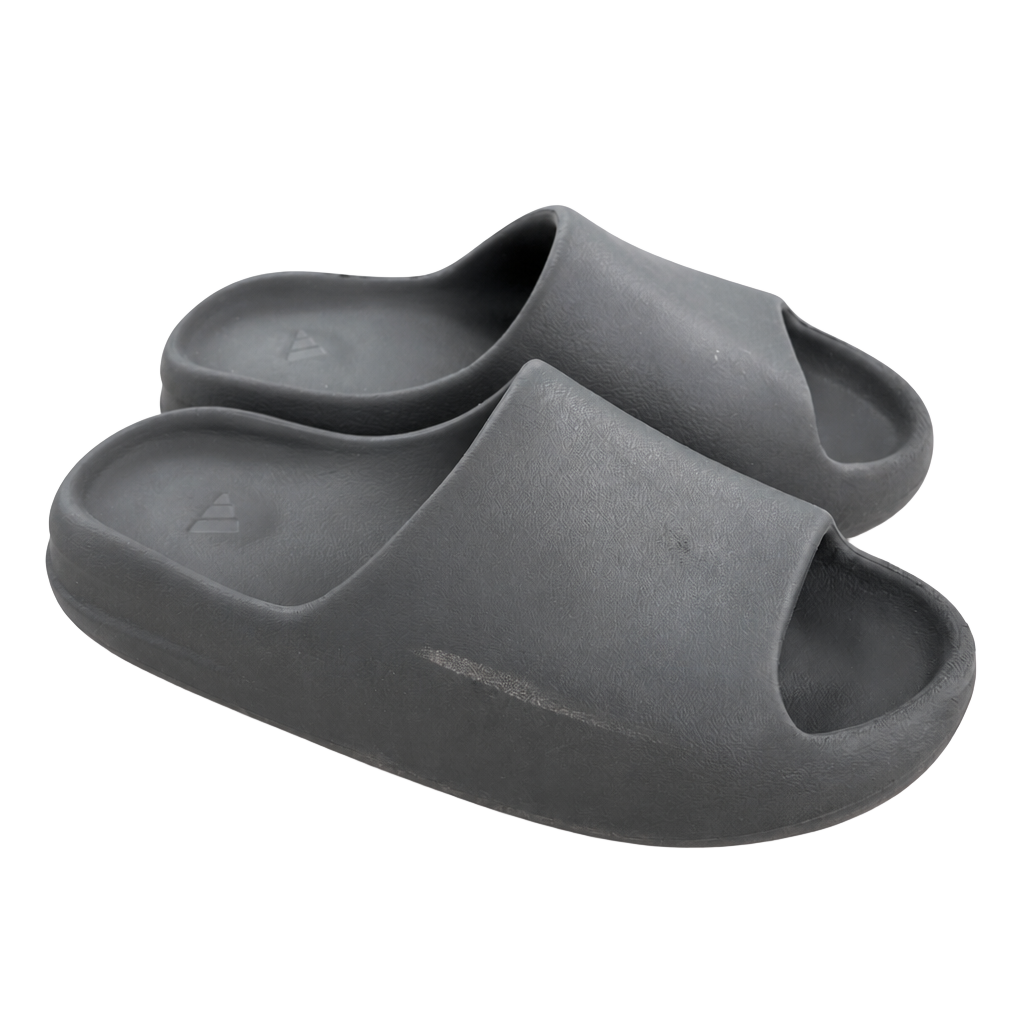 Size 5- Adidas Yeezy Slide Dark Onyx ID5103 1