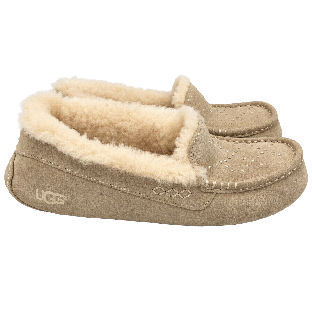 Ugg Dakota Crystal Stud Slippers Sand Suede
Size 225 mm 6 W
#879 1