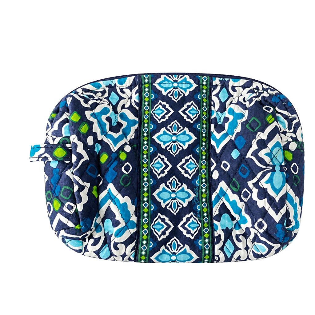 Vera Bradley Quilted Cotton Cosmetic Makeup Case in Ink Blue Medallion Pattern 1