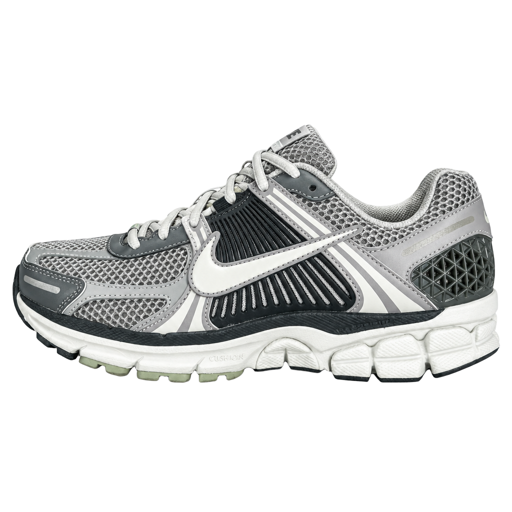 Nike Zoom Vomero 5 Size 7 Cobblestone Light Bone 1