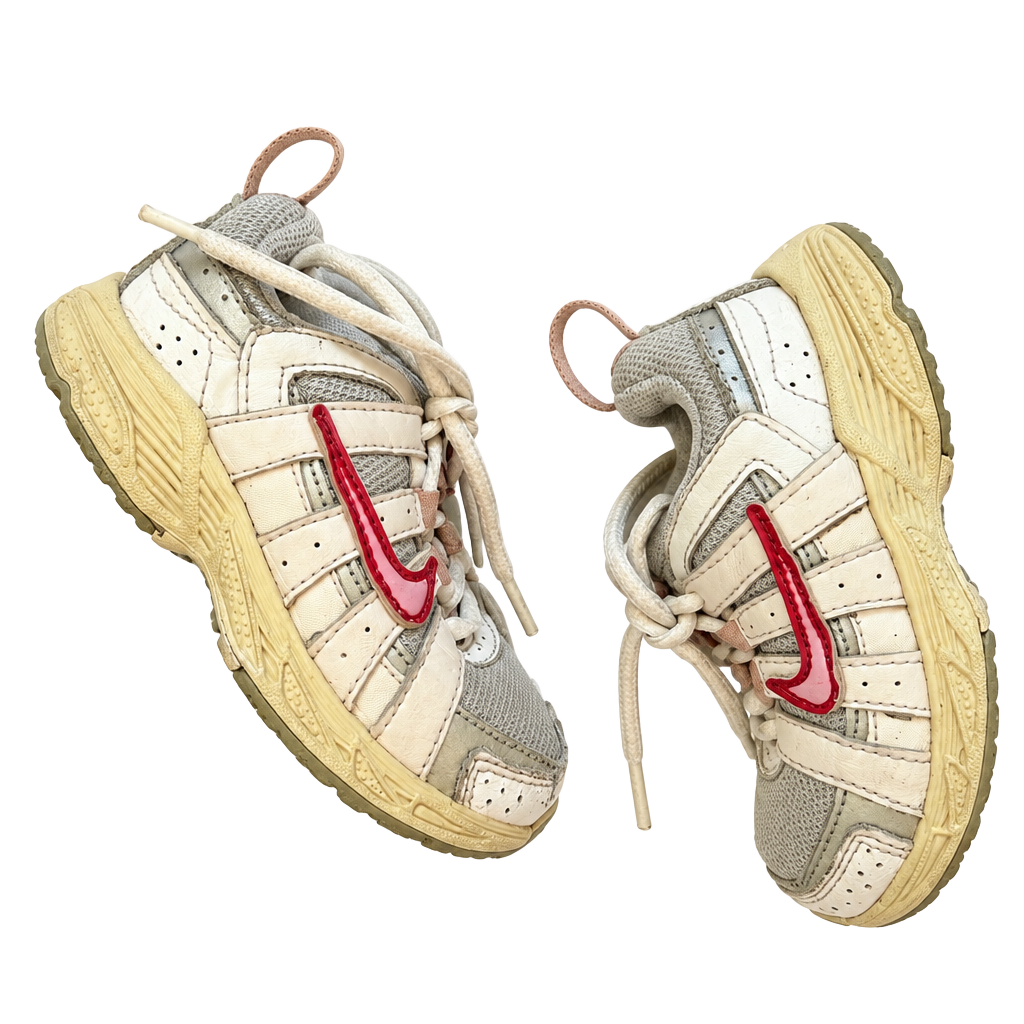 Vintage 90s Nike Sneakers 1