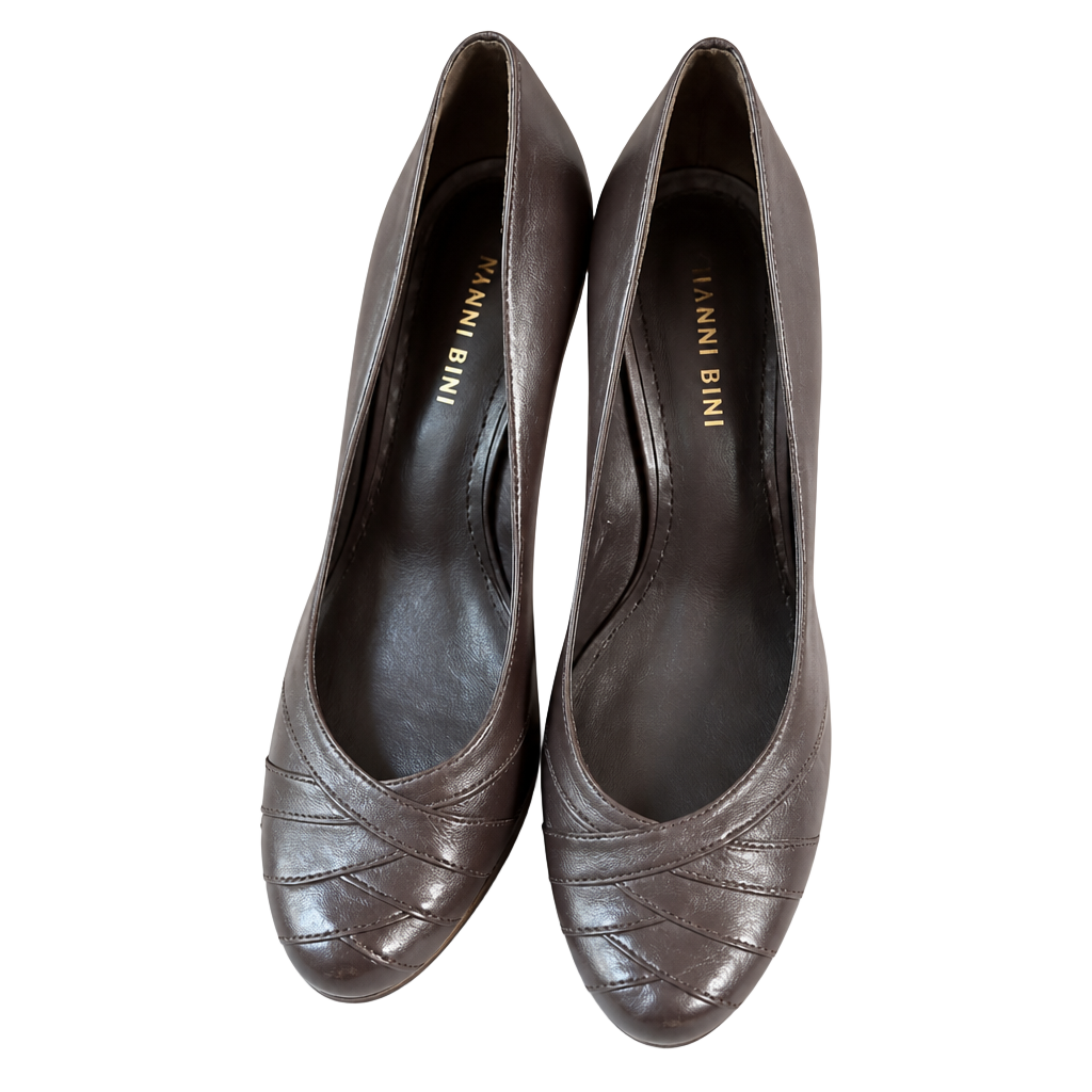 Gianni Bini Chocolate Brown Leather Pumps Womens Sz 8 Heels Shoes Closed Toe 1