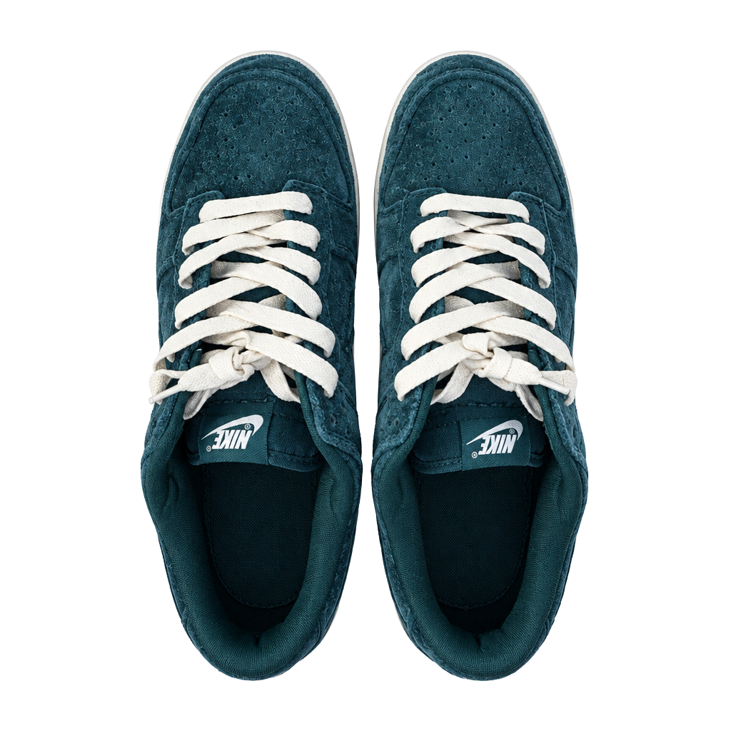 Nike Dunk Low Size 11.5 Dark Atomic Teal Velvet 1