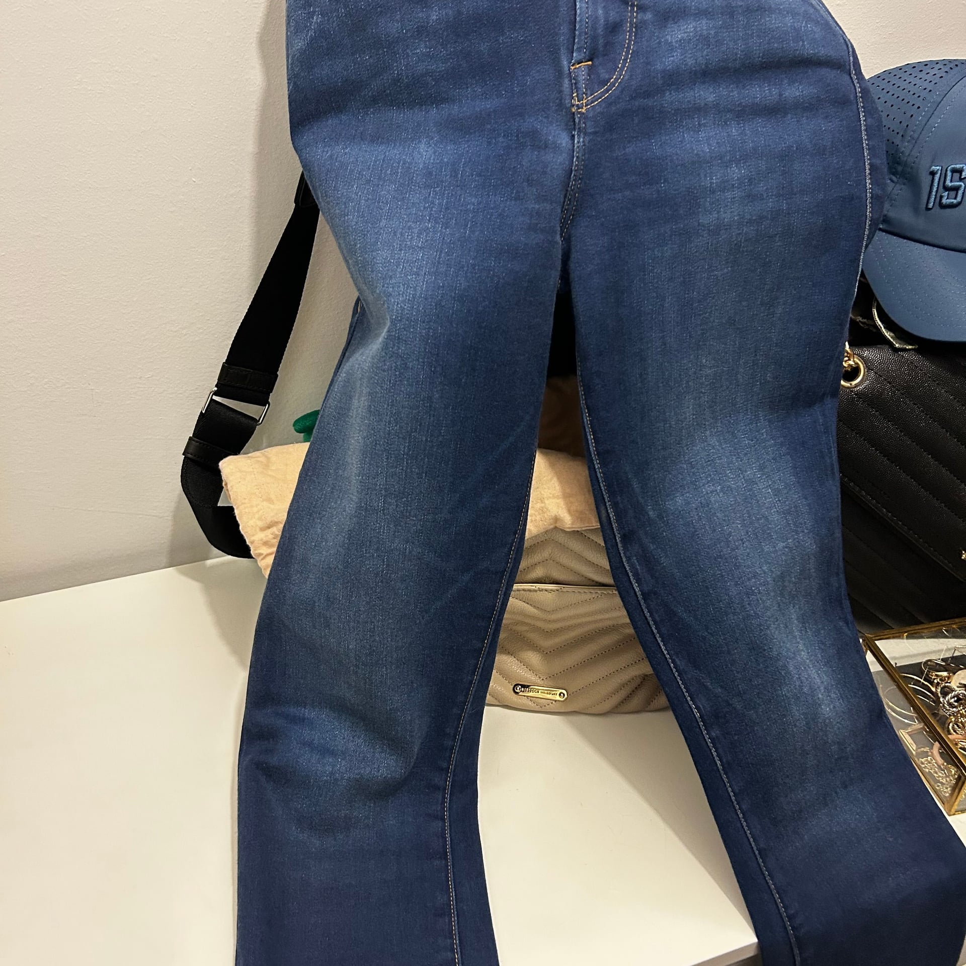 Good American Women's Good Legs Raw Edge Skinny Jeans Size 8/29 Stretch 2