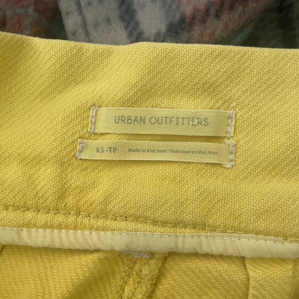 BDG Urban Outfitters Yellow Straight Leg Jeans Size 27W