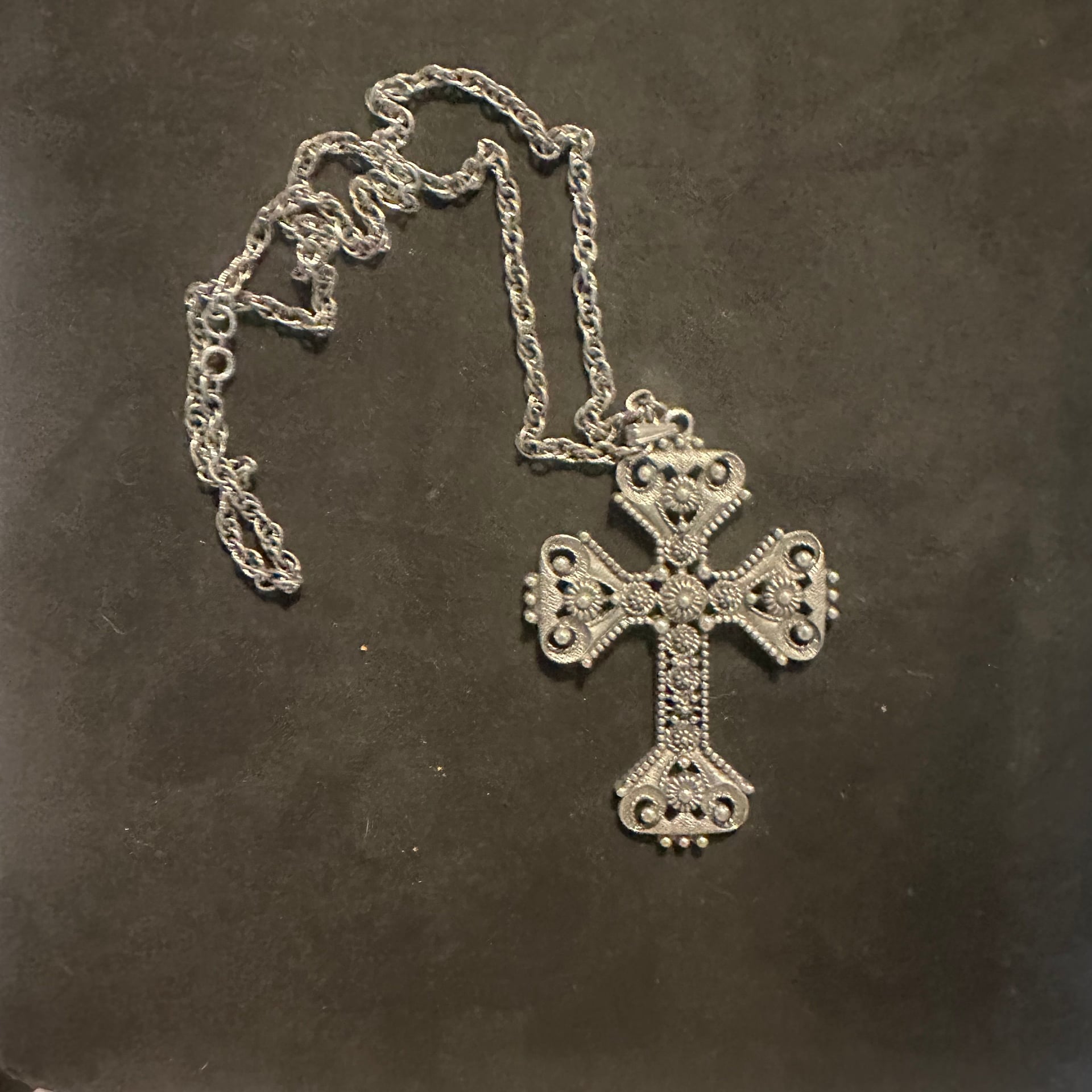 Vintage Sarah Coventry 1974 Limited Edition Florentine Cross Pendant Necklace 24 inch 2
