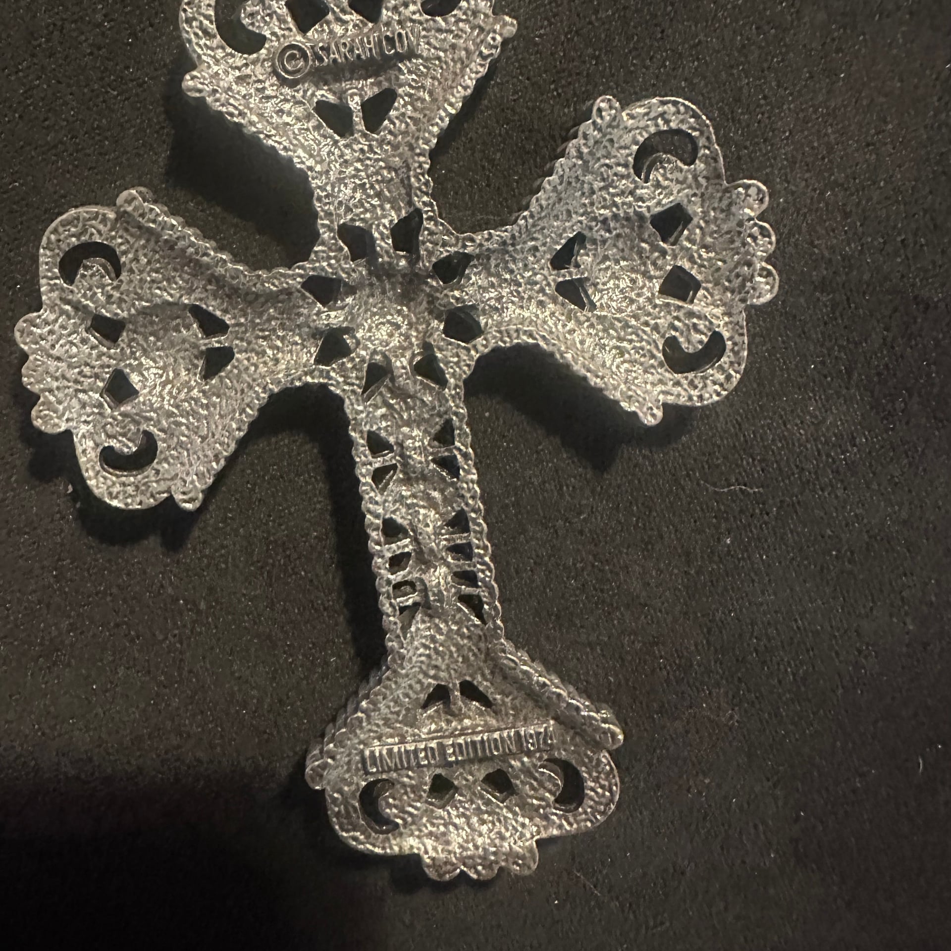 Vintage Sarah Coventry 1974 Limited Edition Florentine Cross Pendant Necklace 24 inch 5