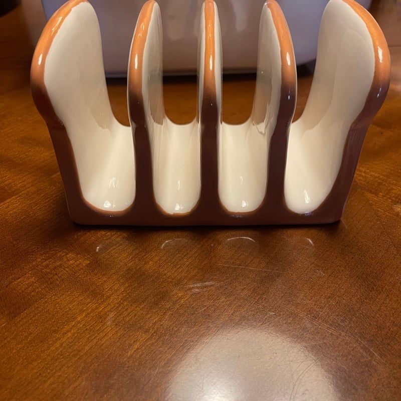 Rae Dunn By Magenta Artisan 4 Slice Toast Holder Dish 3