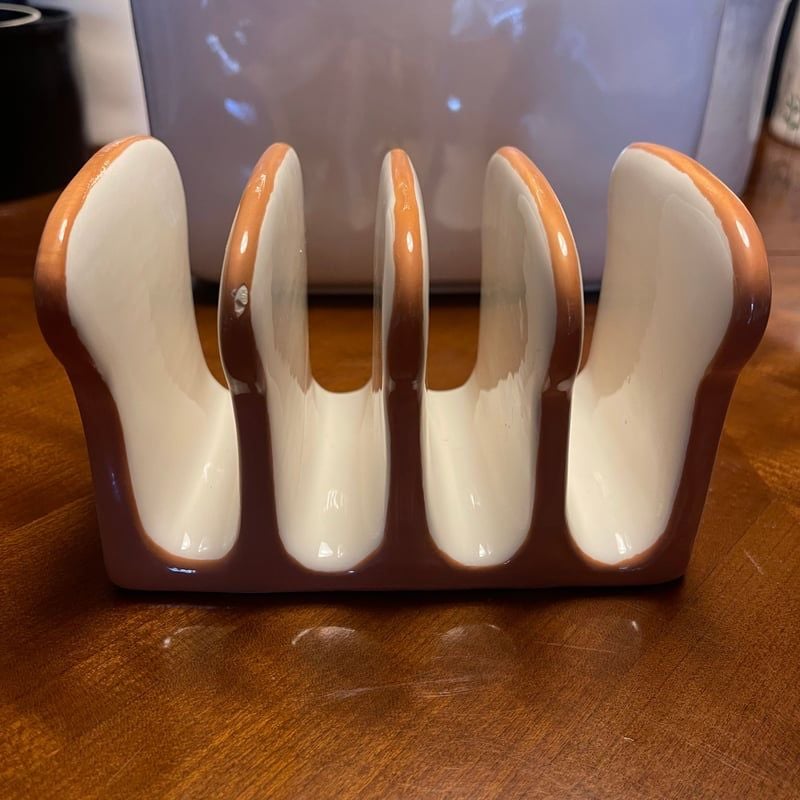 Rae Dunn By Magenta Artisan 4 Slice Toast Holder Dish 4