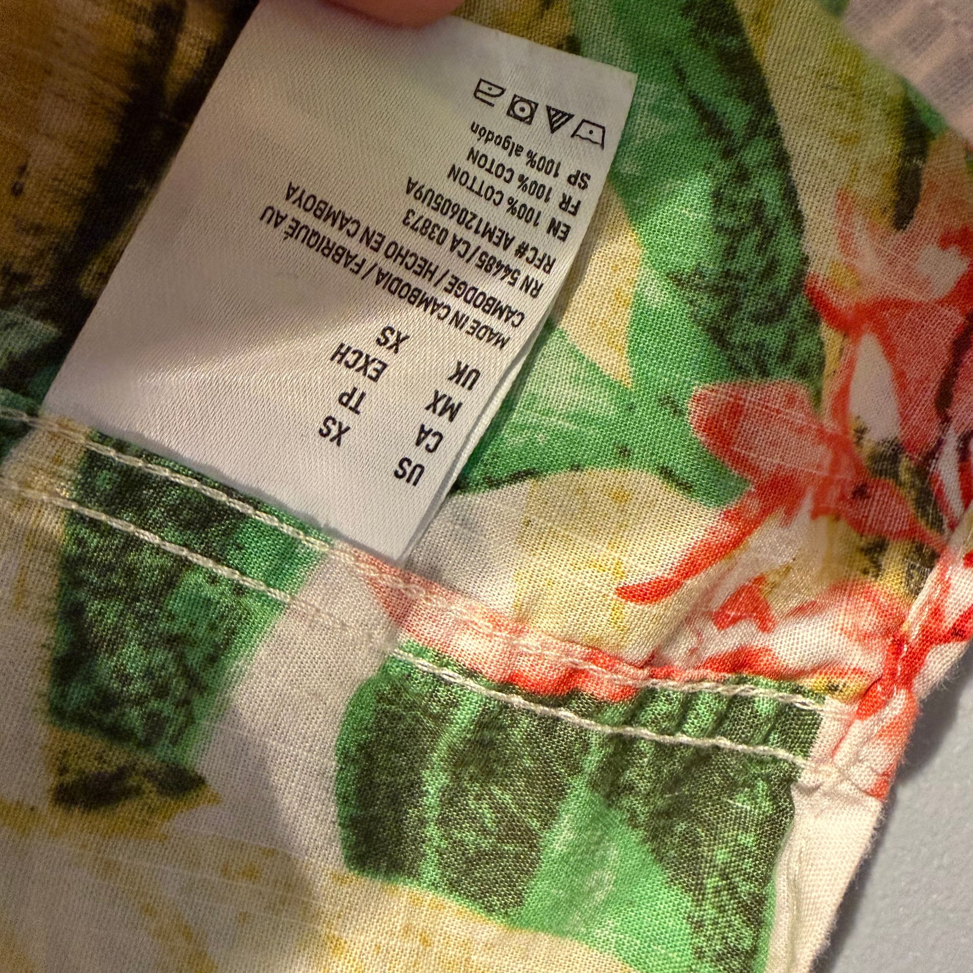 American Eagle Outfitters Seriously Soft Hawaiian Shirt – Parrot & Floral Print 5
