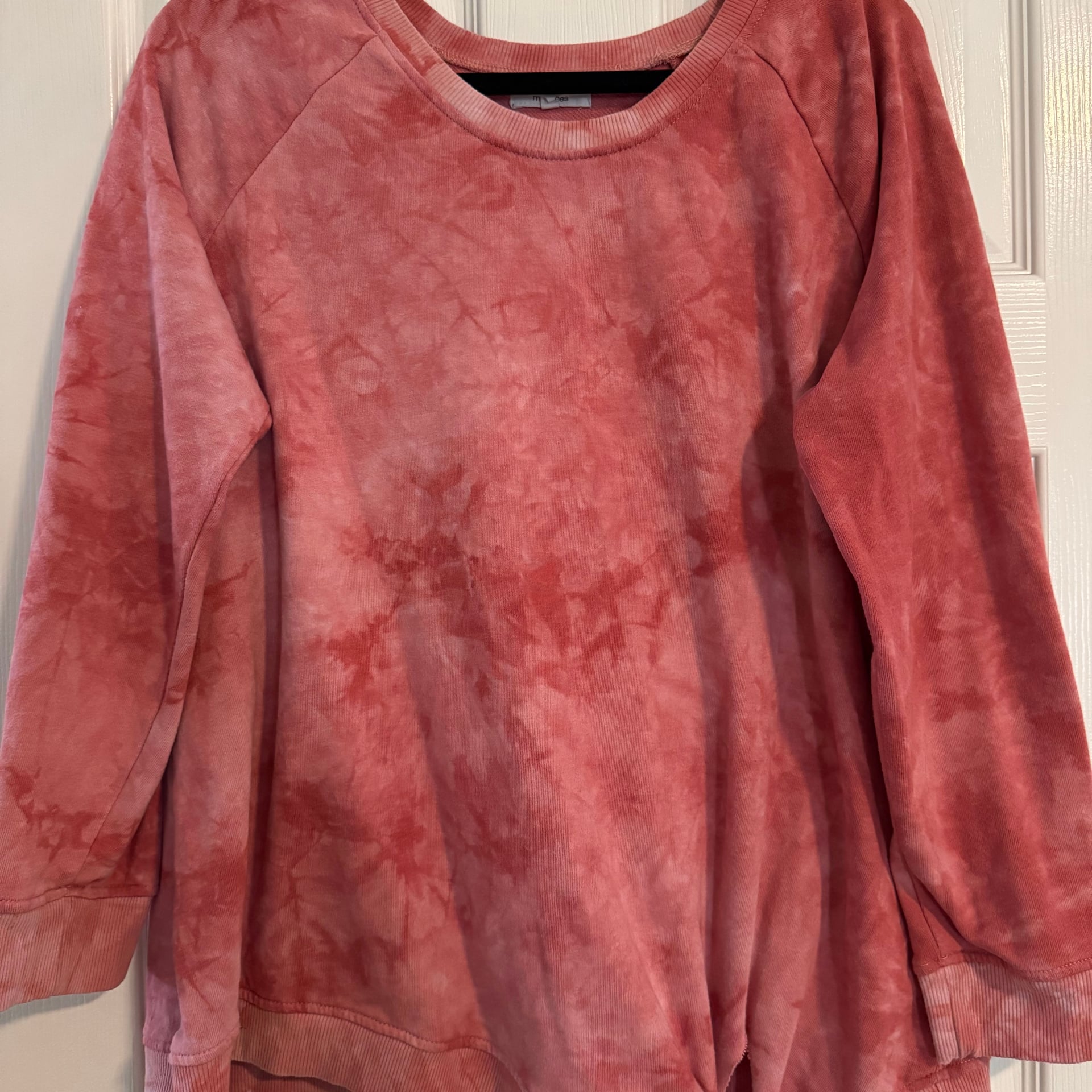 Women's Maurices Pink Tie Dye Knot Front Sweatshirt Crew Neck 3