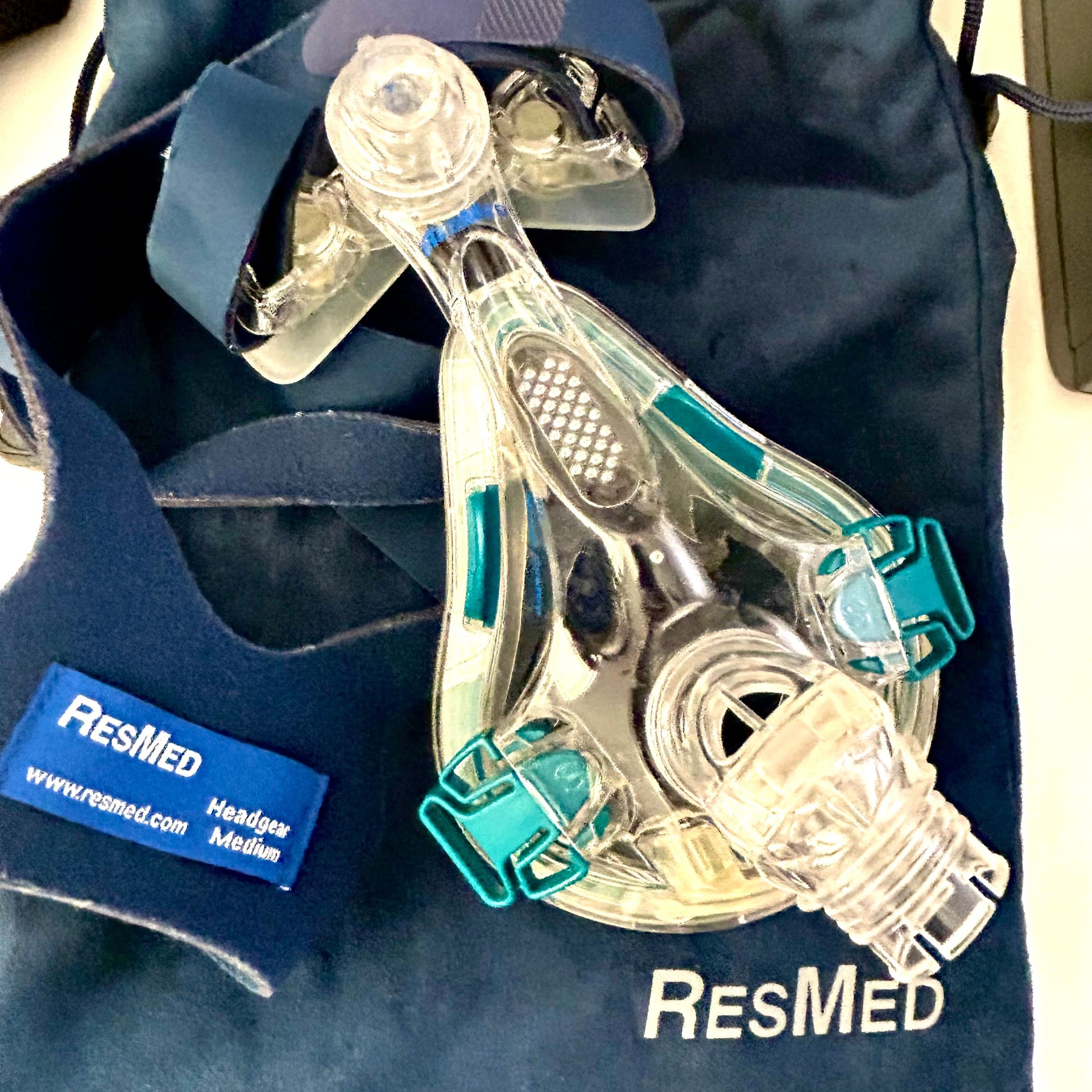 Respironics REMstar M Series CPAP Machine with Heated Humidifier & Face Mask Sm 6
