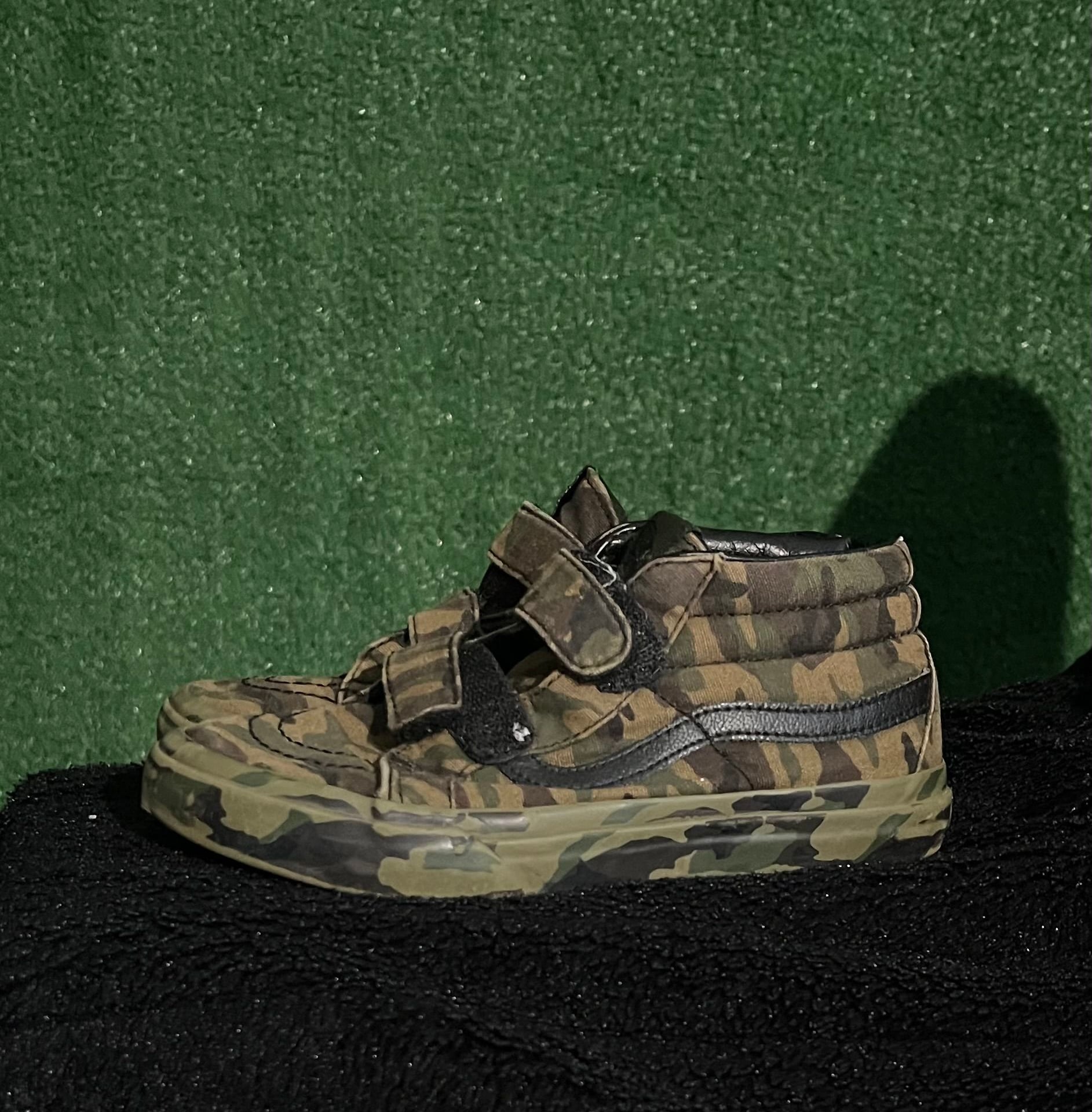Vans Sk8-Hi Black Camo High Top Sneakers Toddler Size 5 2