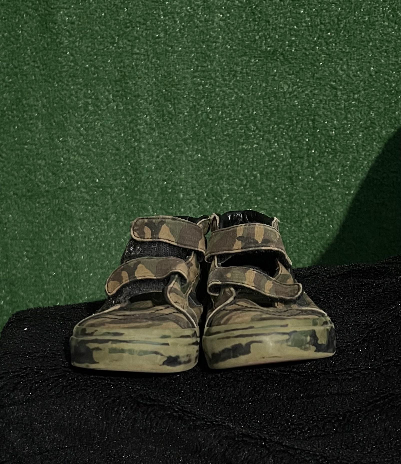 Vans Sk8-Hi Black Camo High Top Sneakers Toddler Size 5 4