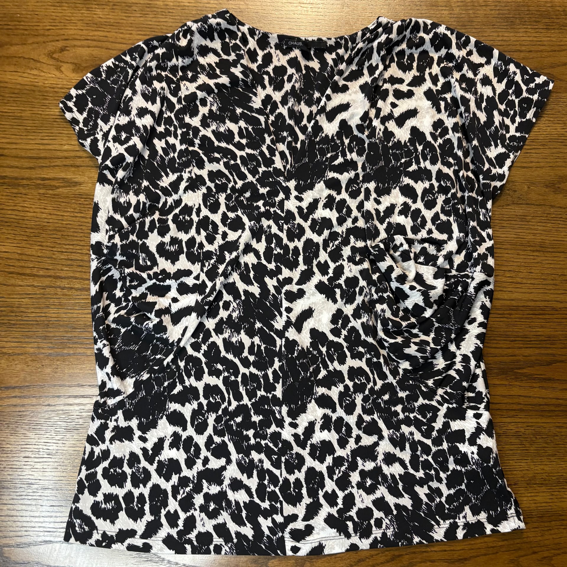Chaus Black White Leopard Print Ruched Short Sleeve Top 1