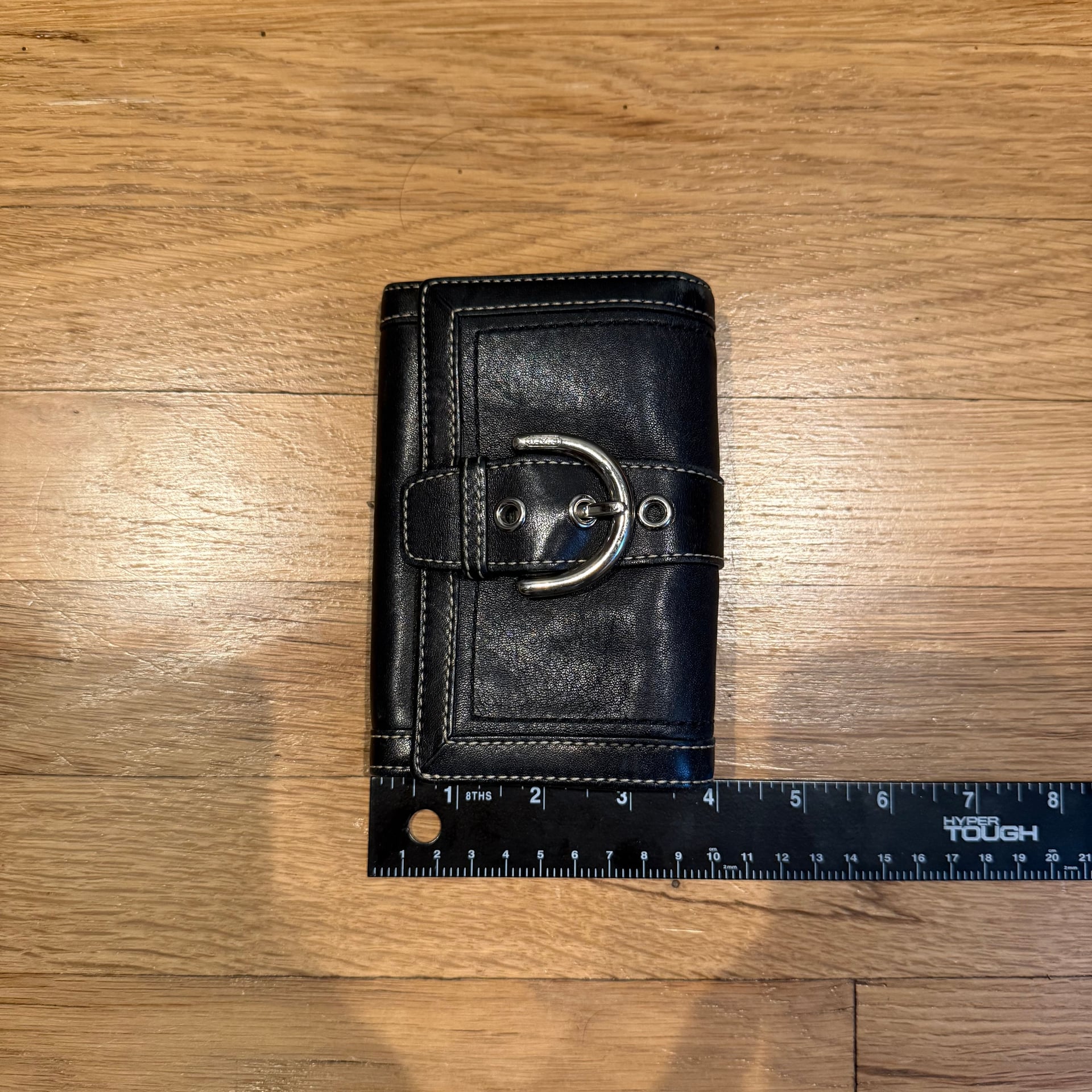 Vintage Coach Black Leather Buckle Wallet 3