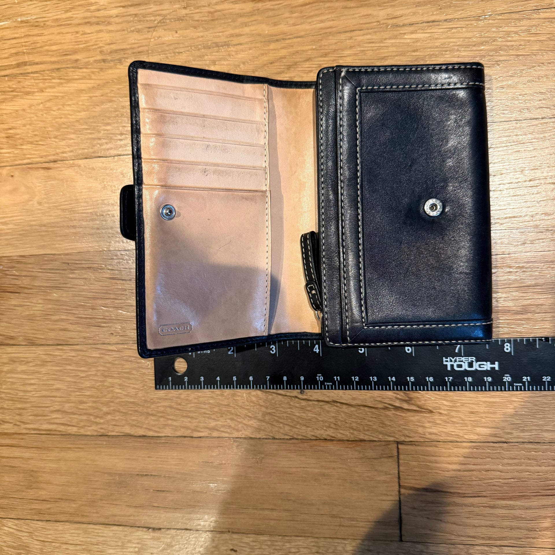 Vintage Coach Black Leather Buckle Wallet 5