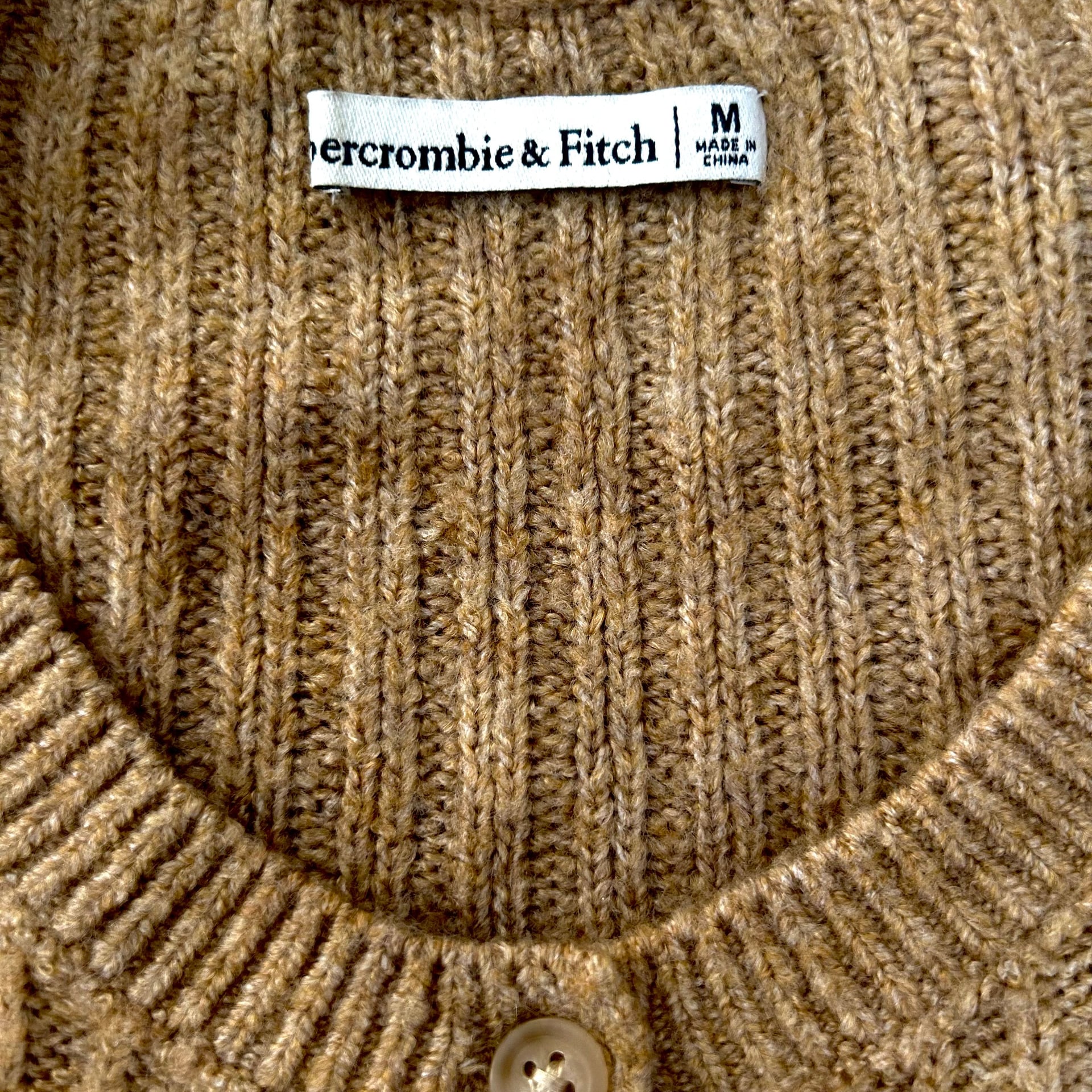 Abercrombie & Fitch Tan Cardigan Cropped M Preppy 1