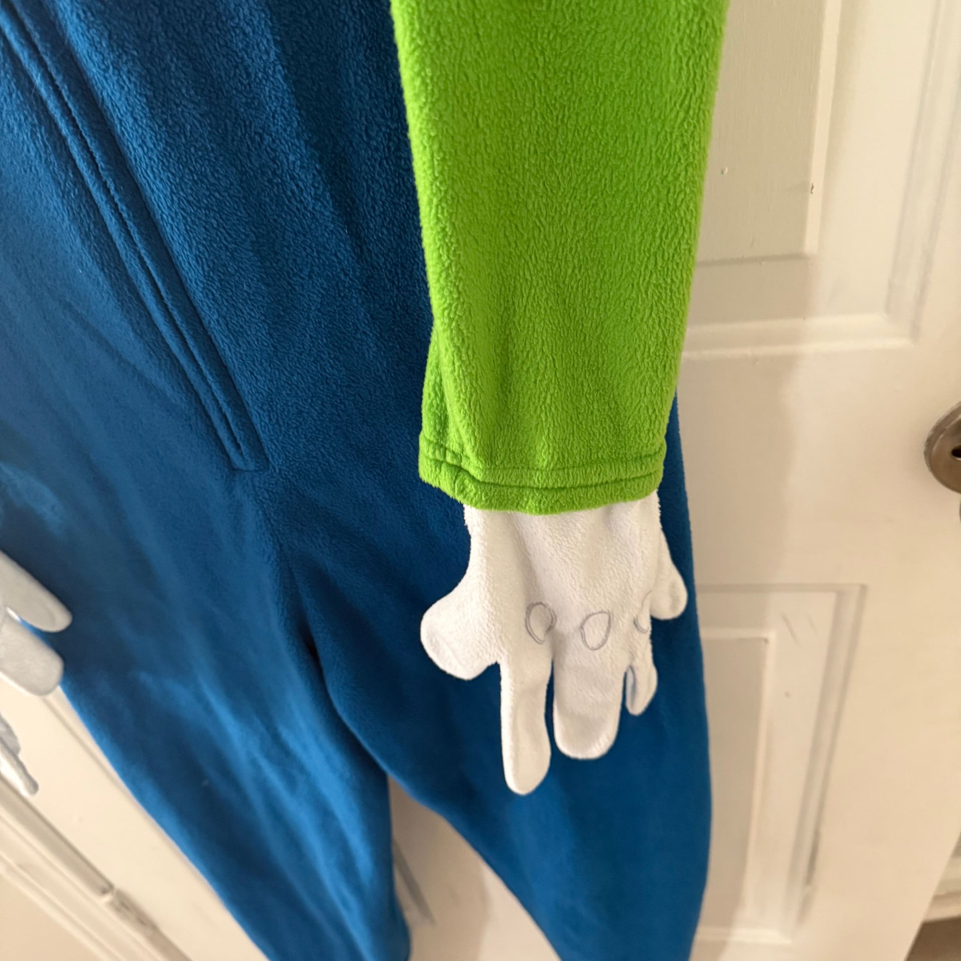 Super Mario Bros. Luigi Union Suit Pajamas Adult Costume 3