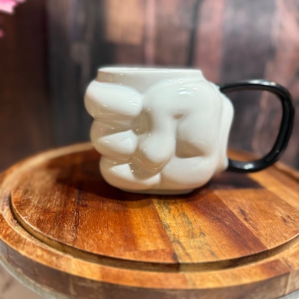 Disney Store Mickey Mouse Glove Hand 3D Ceramic Coffee Mug 20oz