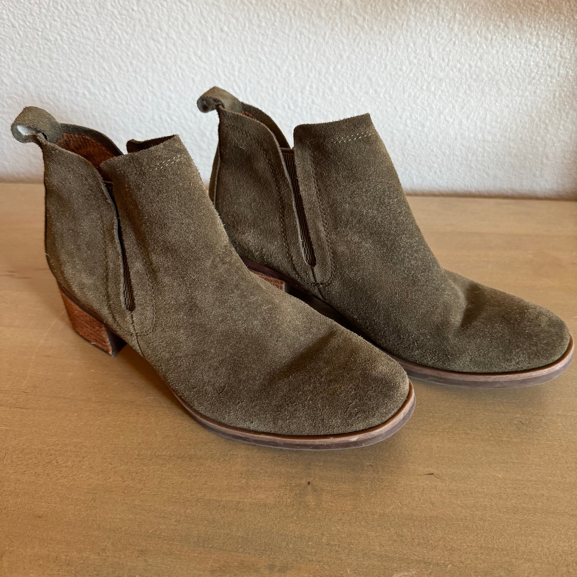 Kork-Ease Green Suede Leather Chunky Heel Chelsea Ankle Boot W 7.5 2
