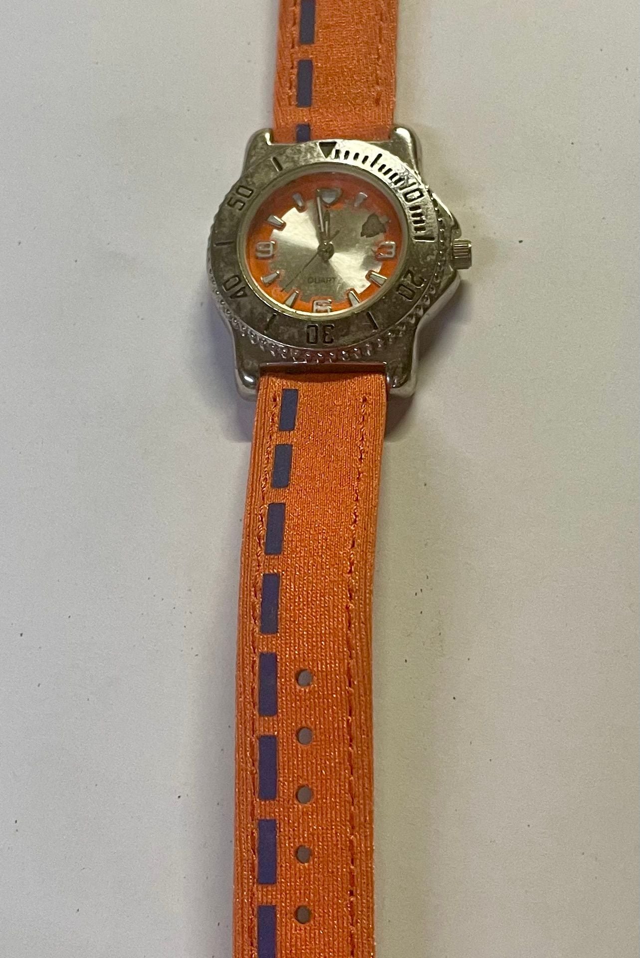 VTG Orange Watch with Navy stripe on band women/girls 2