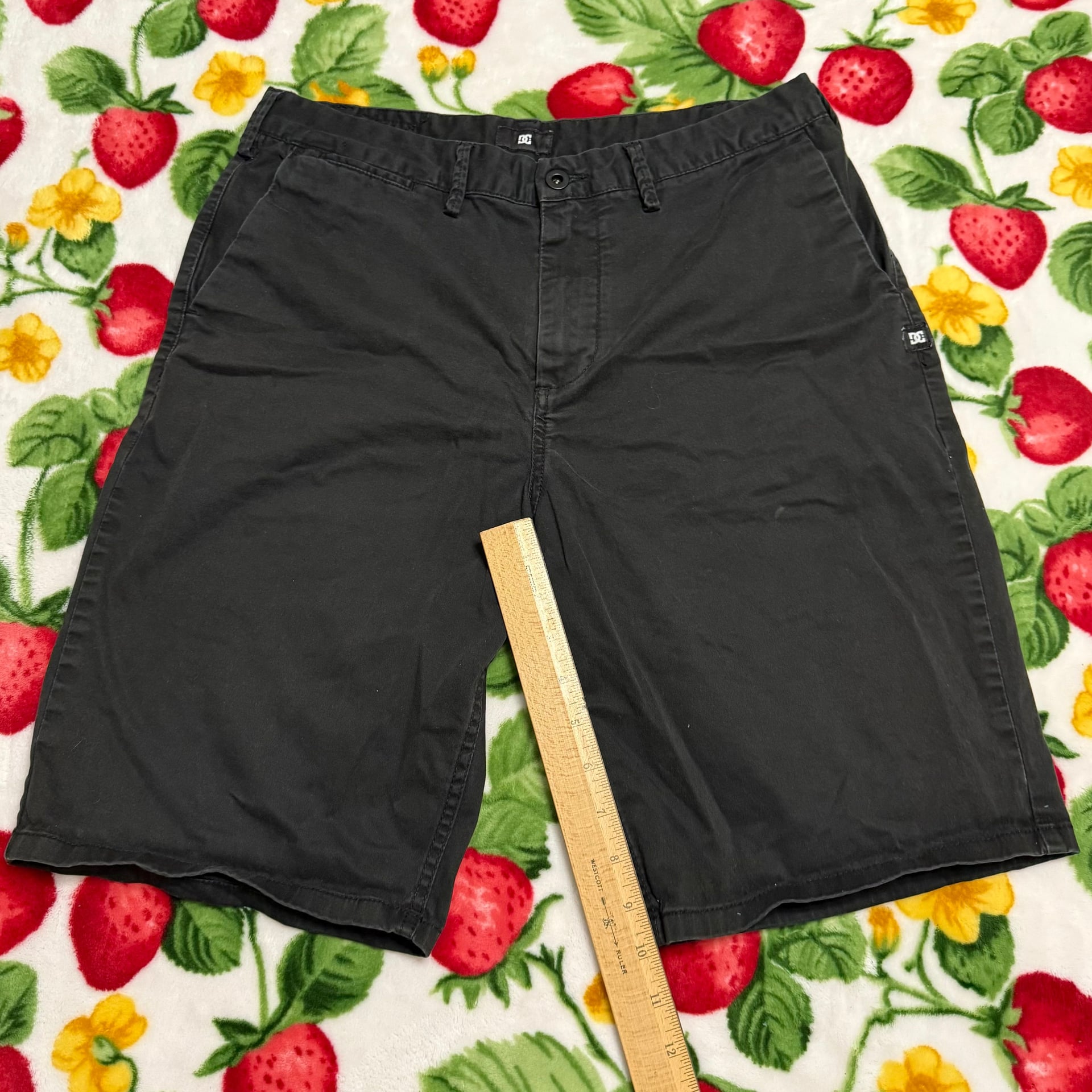 DC Shoes Worker Relaxed Chino Black Shorts 1