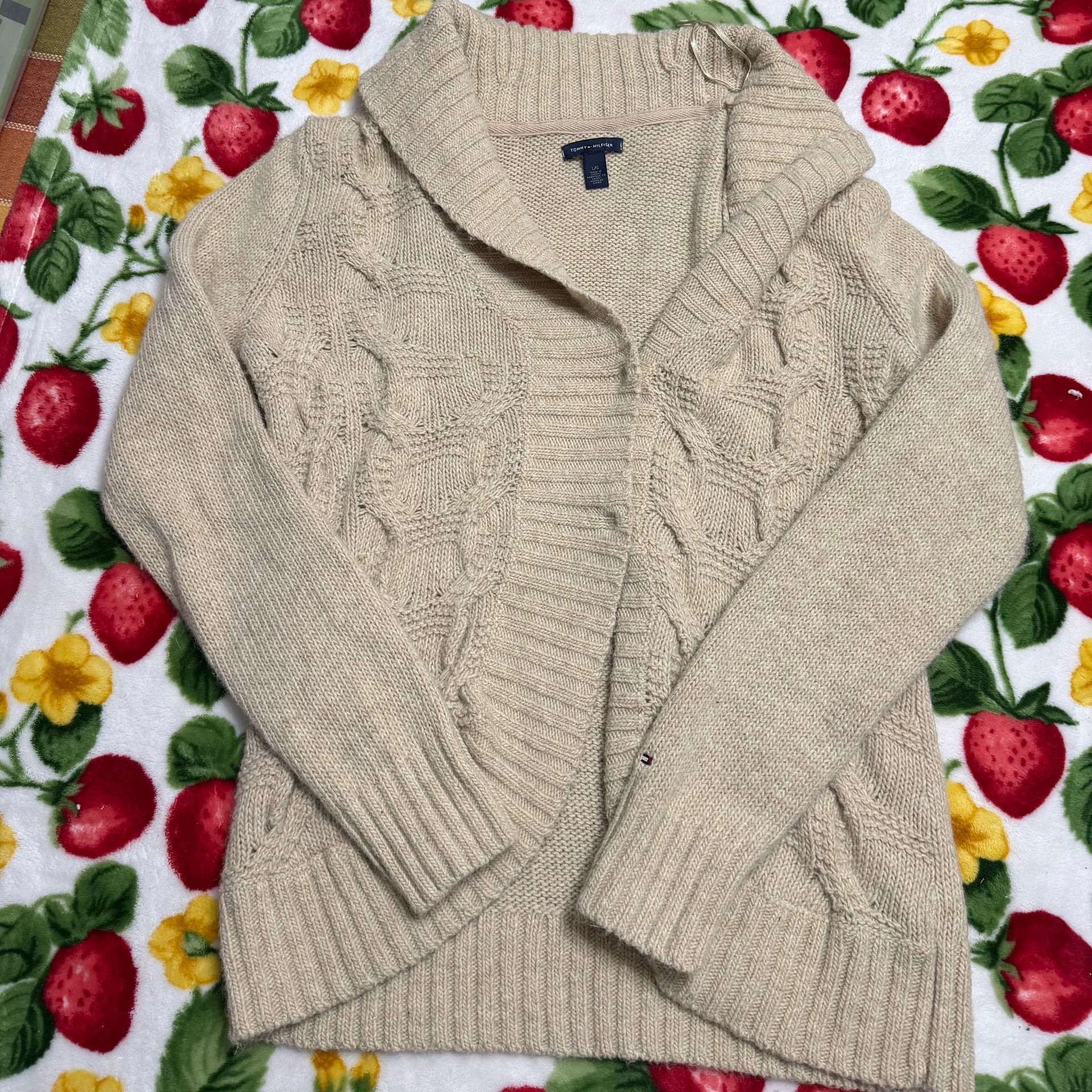 Vintage Hand Knit Cream Cable Knit Cardigan Sweater 3