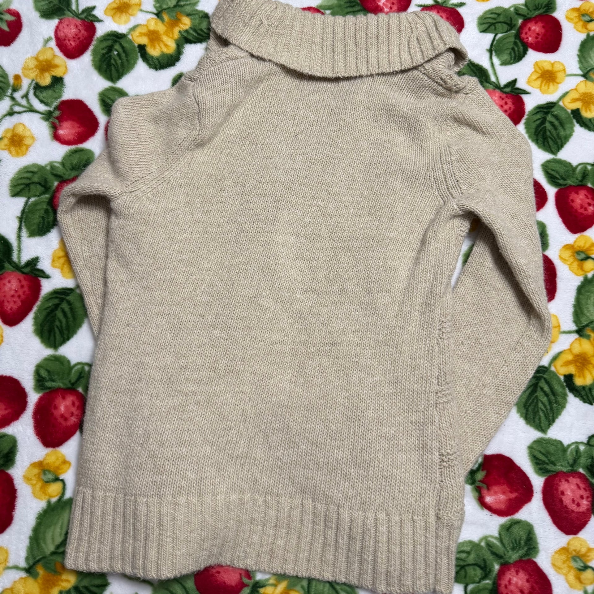 Vintage Hand Knit Cream Cable Knit Cardigan Sweater 4