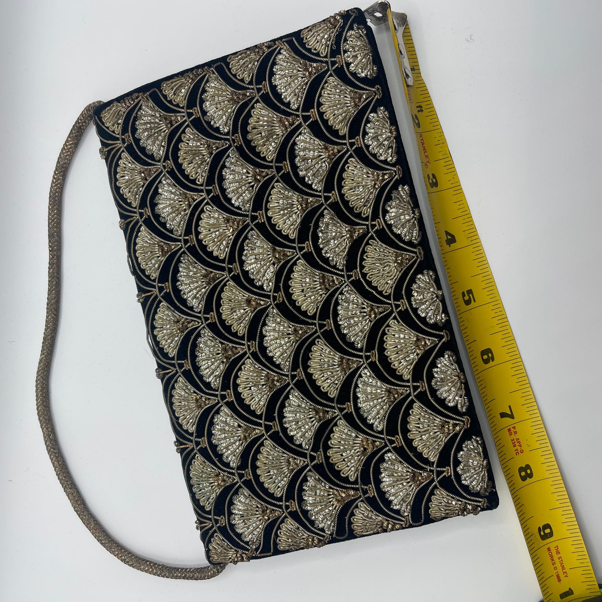 Vintage 1950s Black Velvet Zardozi Gold Embroidered Clutch Bag 7
