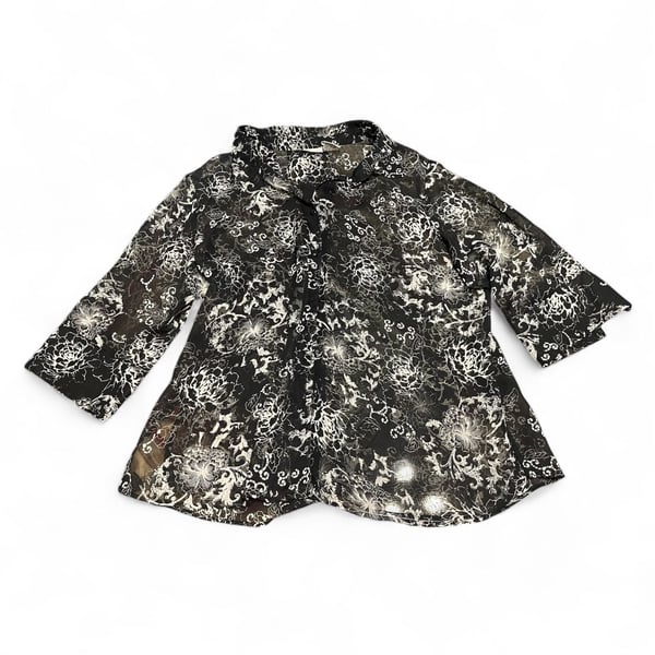 White Stag Women's Plus Size Black & White Floral Button-Up Blouse 18W/20W