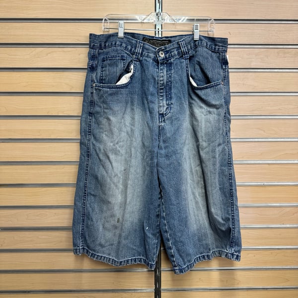 Vintage Y2k South Pole baggy jean shorts size 38
