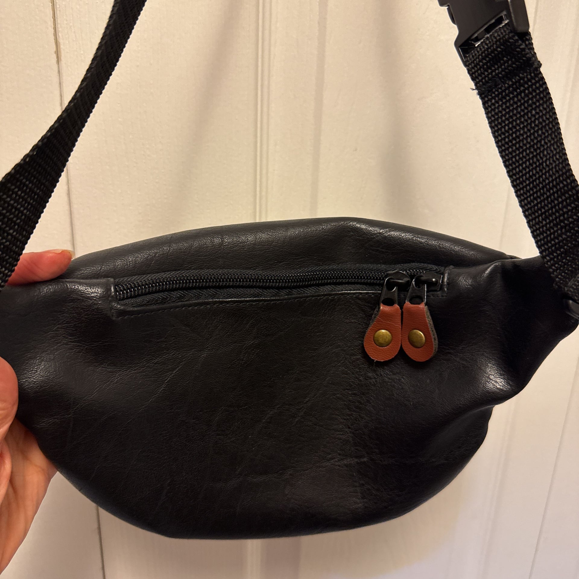 Vintage Rare Cypress Woods Fanny Pack Forest green Faux leather excellent 7
