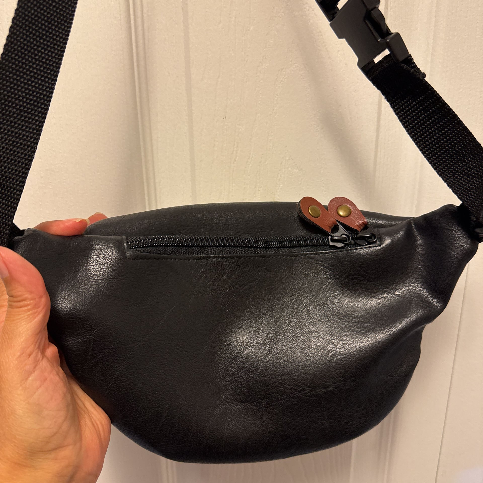 Vintage Rare Cypress Woods Fanny Pack Forest green Faux leather excellent 12