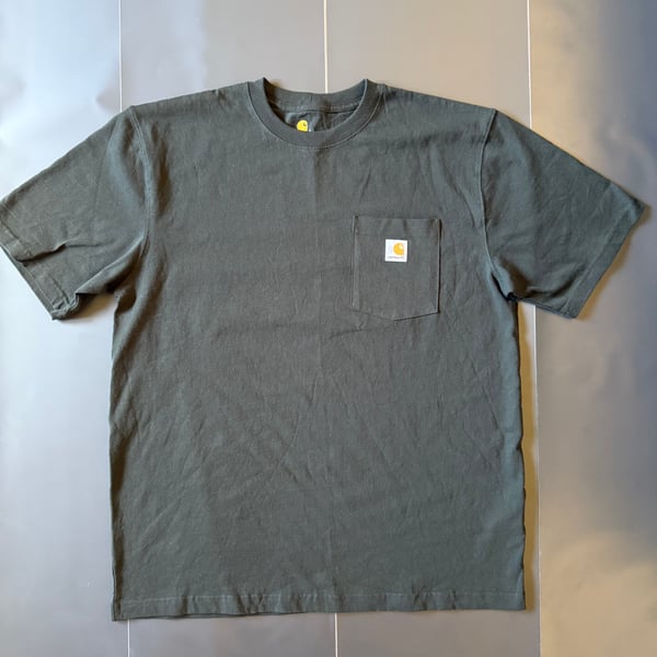 Carhartt Men's Green Loose Fit Heavyweight Short Sleeve Pocket T-Shirt