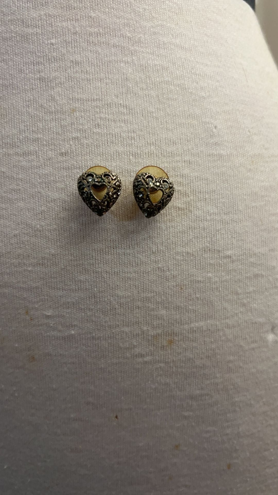 Vintage Avon Heart Earrings 1
