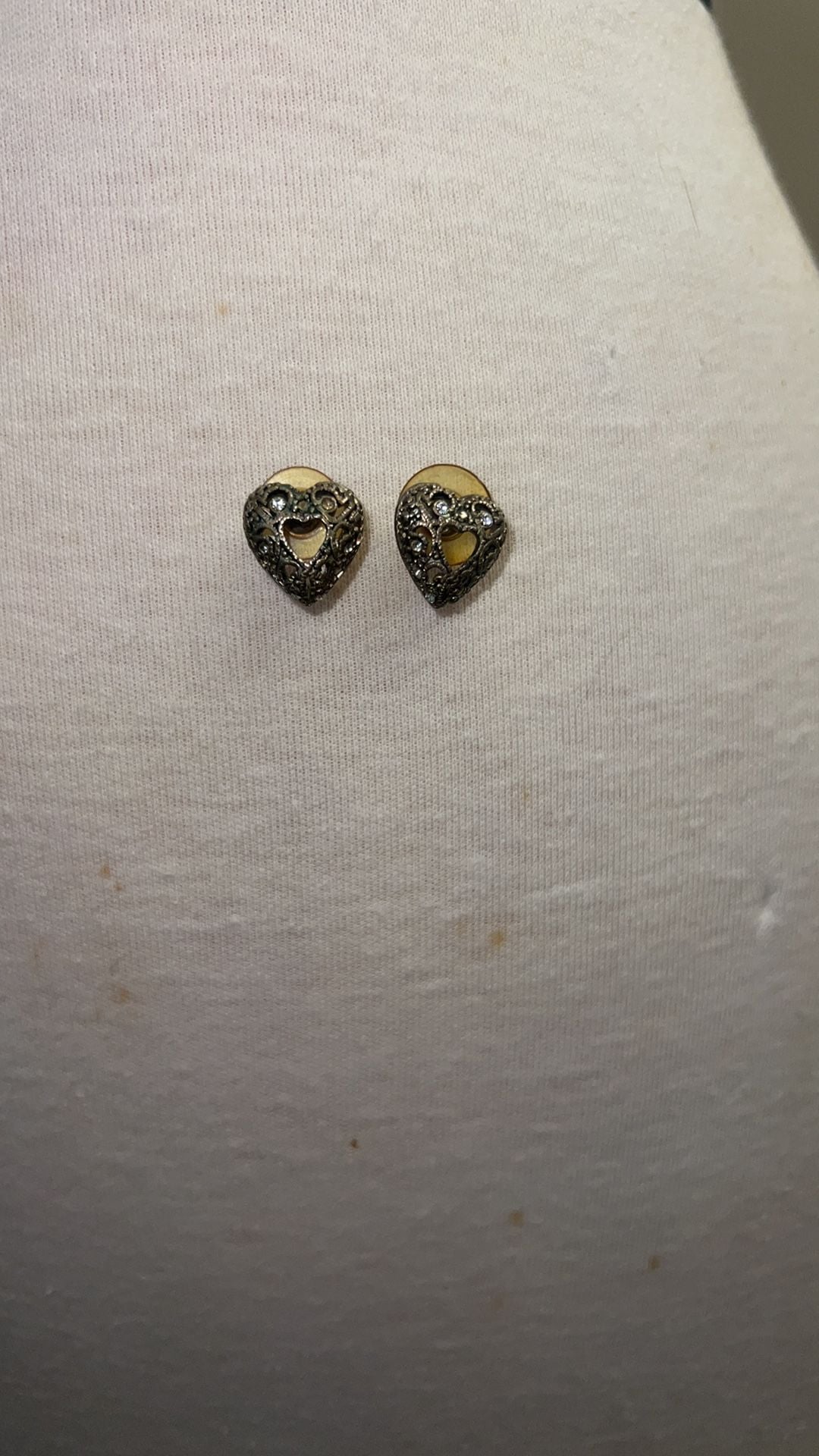 Vintage Avon Heart Earrings 2