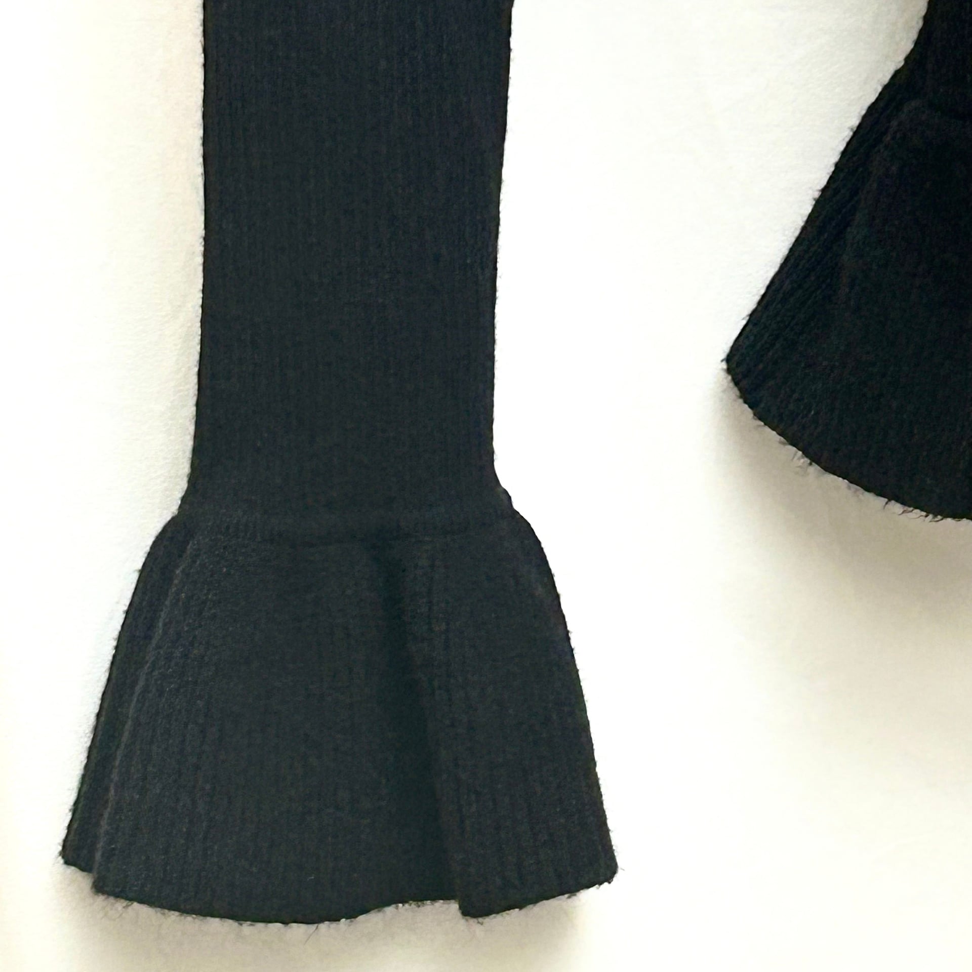 WAYF Black Flutter Ruffle Ribbed Cardigan XS 6
