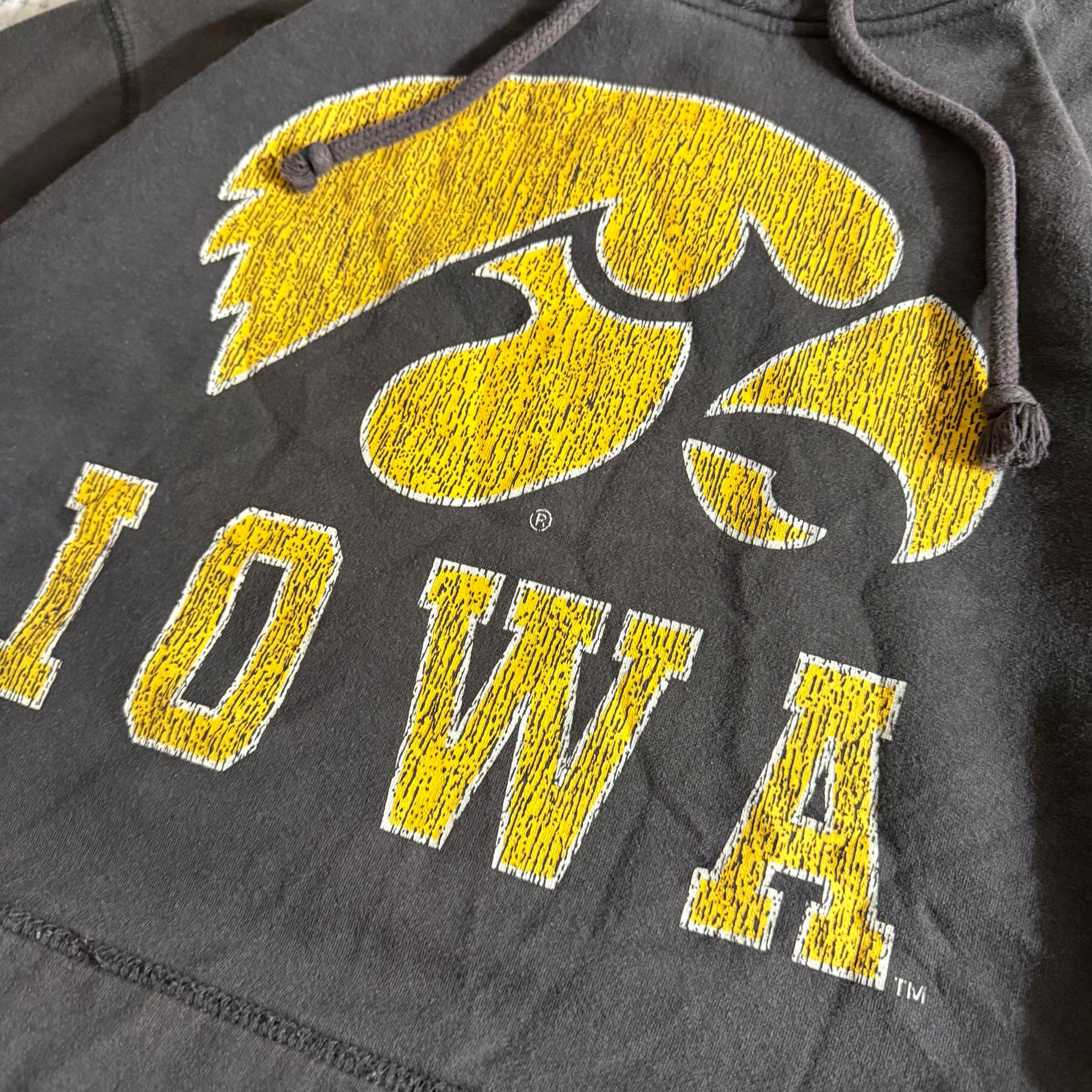 Colosseum Iowa Hawkeyes Hoodie 2