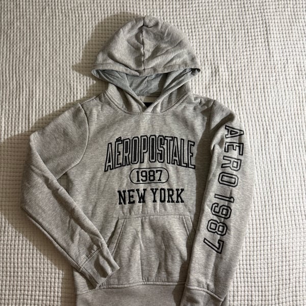 Aeropostale New York City Pullover Hoodie Sweatshirt
