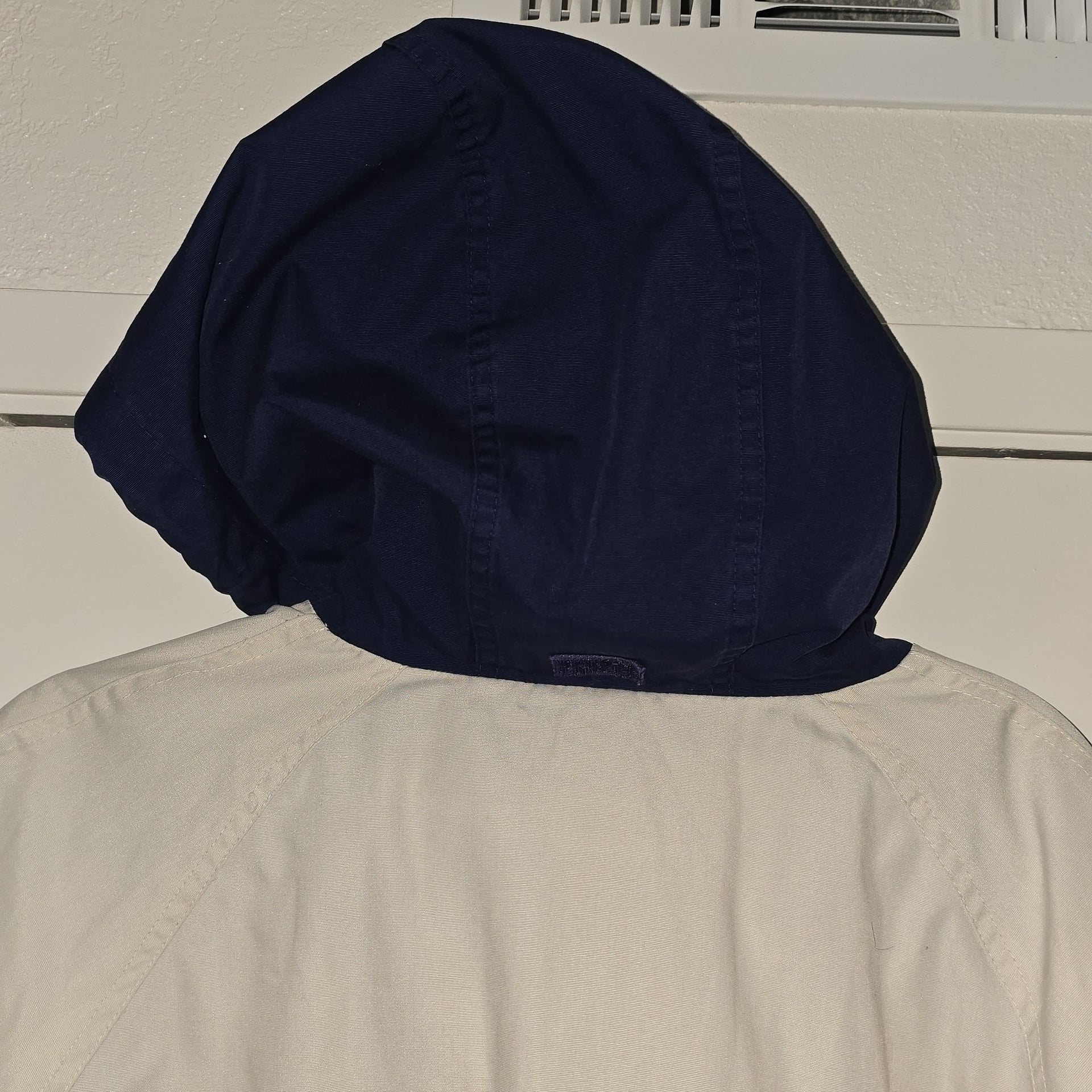 Vintage Pacific Trail Rain Jacket Blue Off-White with Hood 9