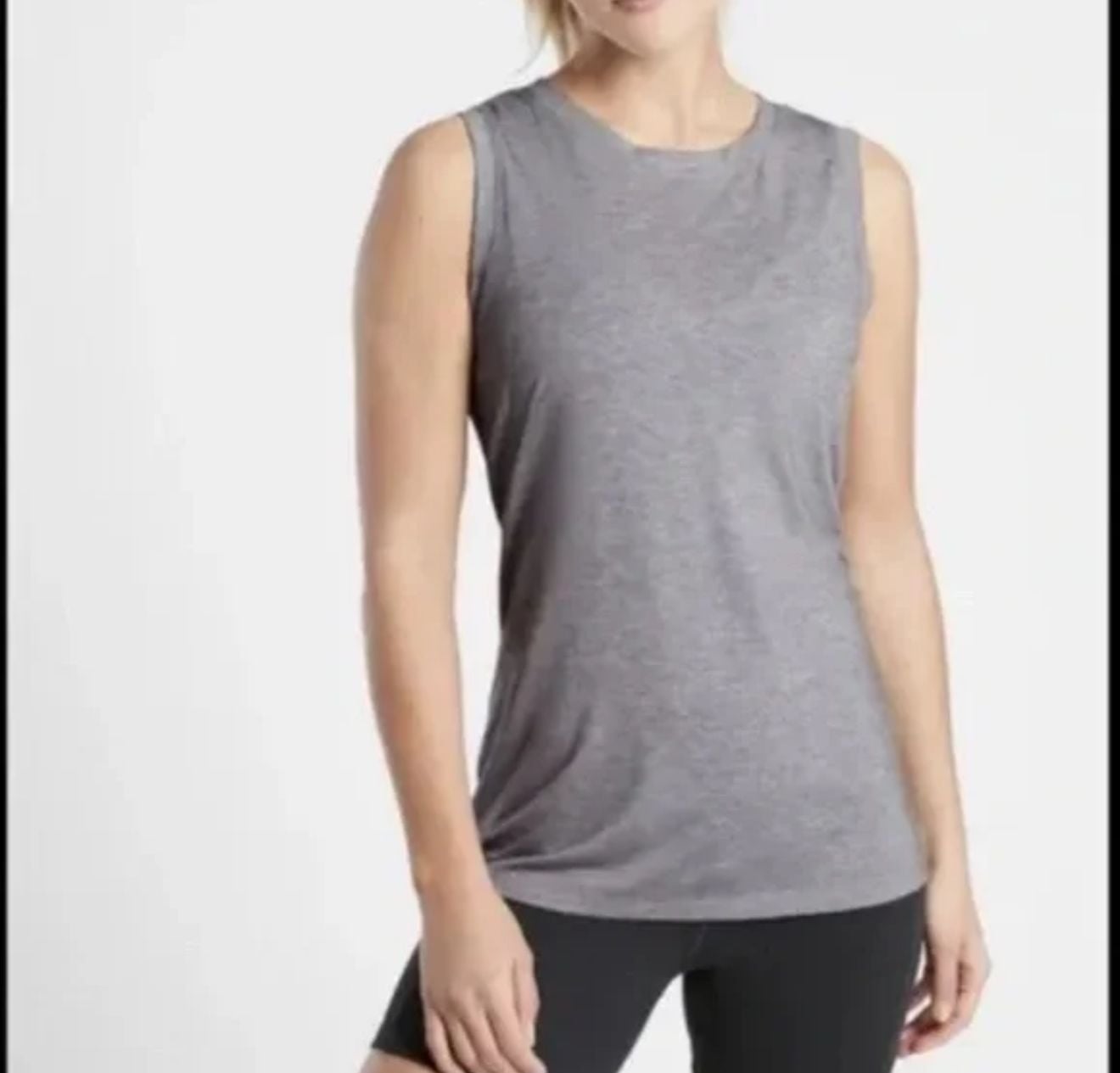 Athleta women’s gray workout tank top. 1